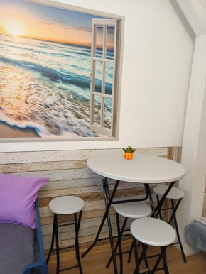 Centrum ul Kossaka 12b przy galerii z Balkonem